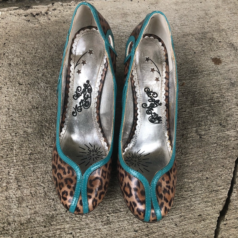 Naughty Monkey Leopard Print Heels 7.5
